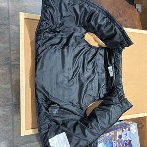 H&M youth puffer vest - worn 1x